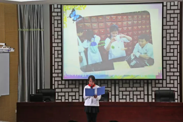 李良濟健康講座校園行活動暨李良濟中醫藥文化輔導教育基地授牌儀(圖5) 李良濟健康講座校園行活動暨李良濟中醫藥文化輔導教育基地授牌儀(圖5)