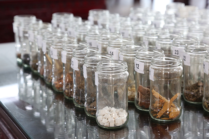 五月的掌聲 ——天靈中藥第二屆認藥大賽(圖2) 五月的掌聲 ——天靈中藥第二屆認藥大賽(圖2)