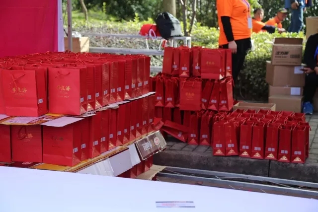 2017蘇州“女王跑”,李良濟強勢助跑(圖3) 2017蘇州“女王跑”,李良濟強勢助跑(圖3)