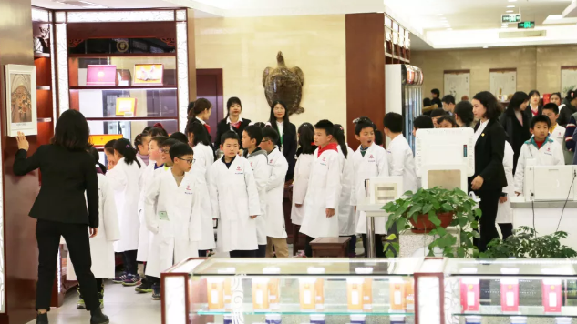 5bd6f3a091f95da2609b3023a97695df.png 5bd6f3a091f95da2609b3023a97695df.png