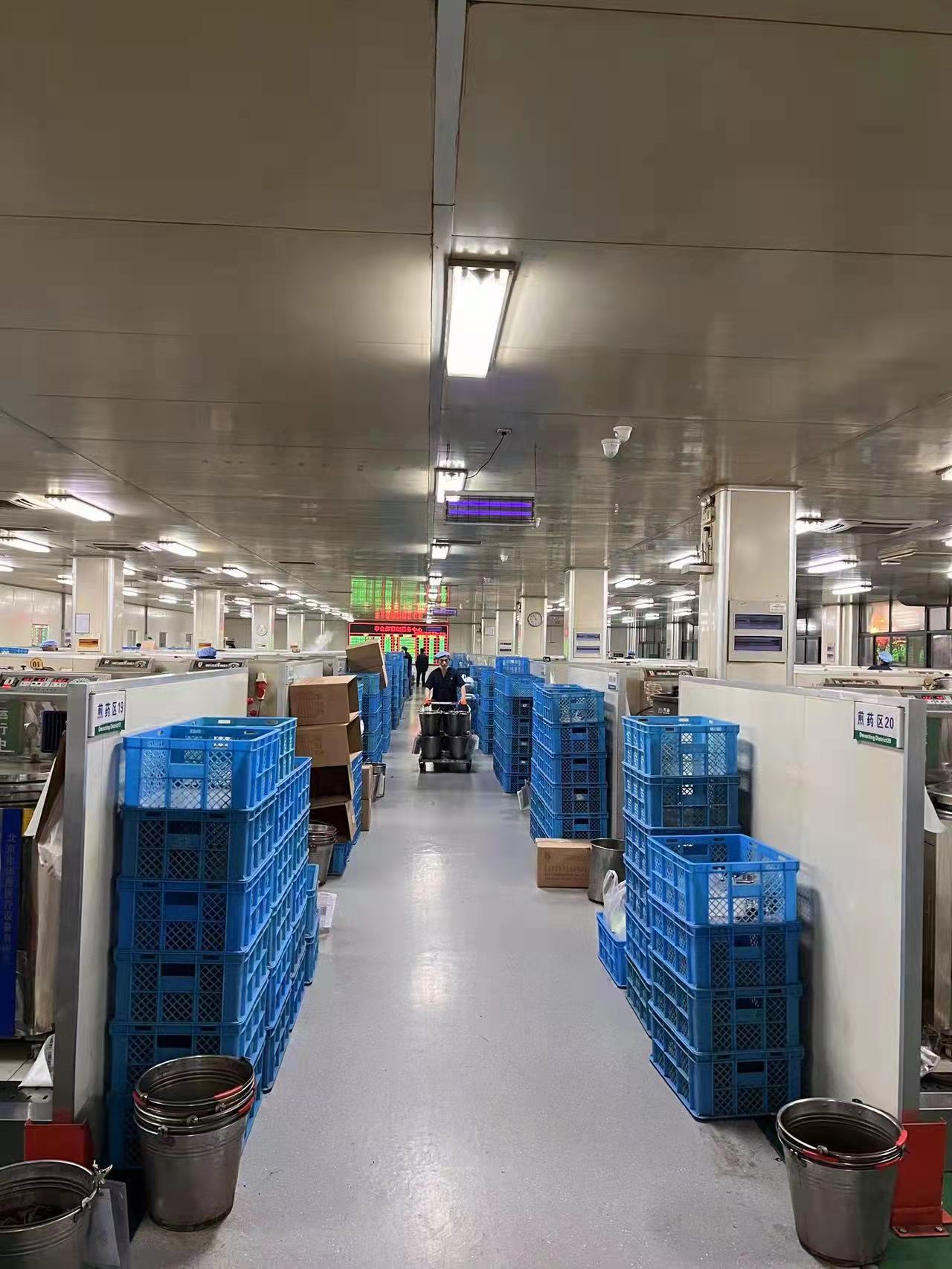 10萬帖!李良濟連夜熬制防疫方馳援上海,溫暖守“滬”!(圖6) 10萬帖!李良濟連夜熬制防疫方馳援上海,溫暖守“滬”!(圖6)